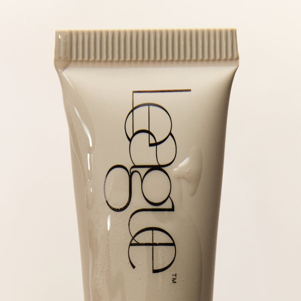What Do Peptides Actually Do for Your Lips?