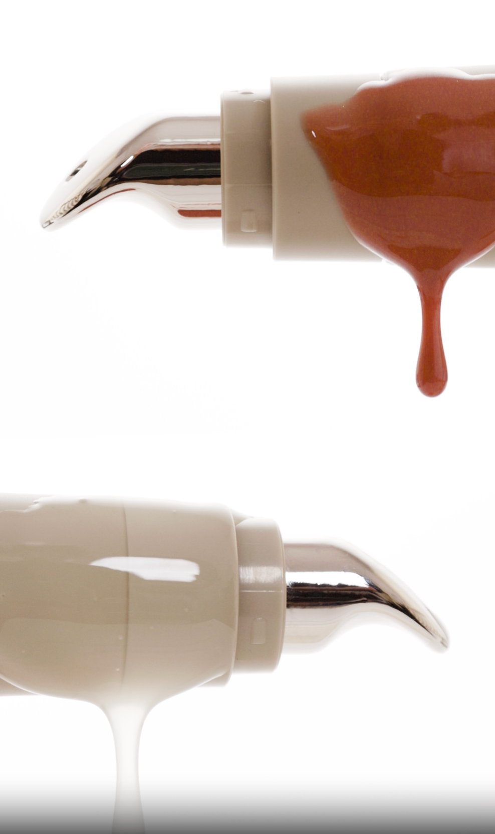 Shade comparison of Clear and Rose League Beauty lip serums